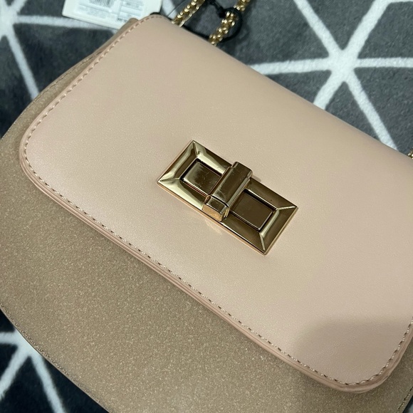 Who What Wear Neutral Cream Color Crossbody Bag - Picture 4 of 6